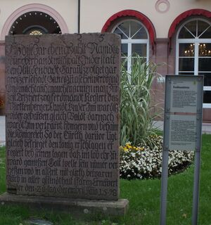 Vor dem Mokni`s.JPG