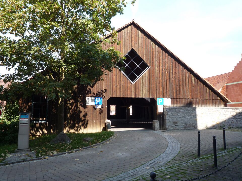 Datei:Enzweihingen-Parkhaus.jpg