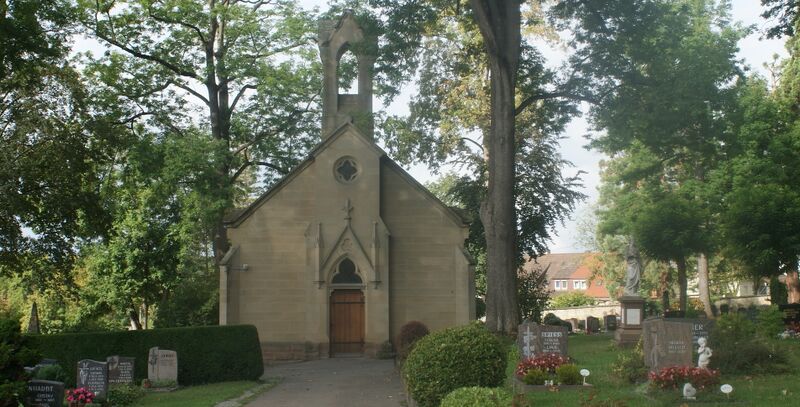 Datei:Friegdhoskapelle Vaihingen.JPG