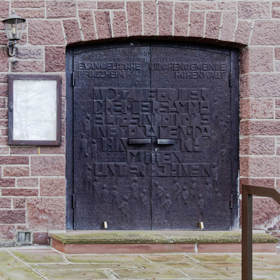 Datei:Hohenwart evKirche Türe.jpg