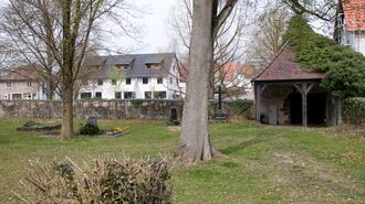 2022-03-29 alter Friedhof Illingen Eingang.jpg