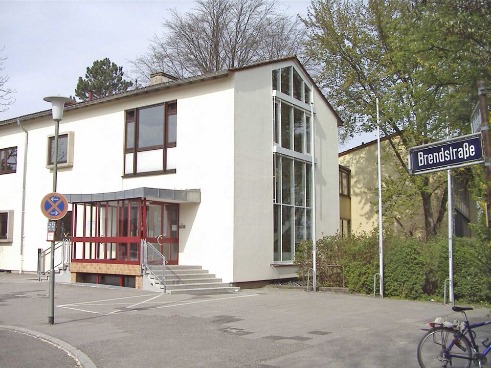 Datei:Arlingerschule.jpg