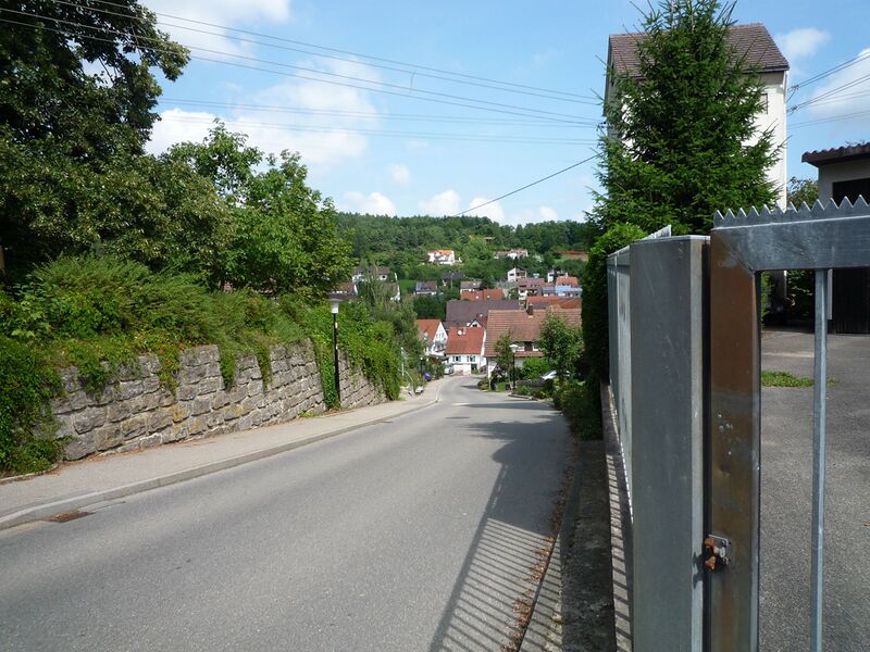 Datei:Ostelsheim-Gechinger-Strasse.jpg