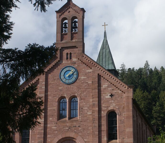 Datei:Kirche Enzklösterle.JPG
