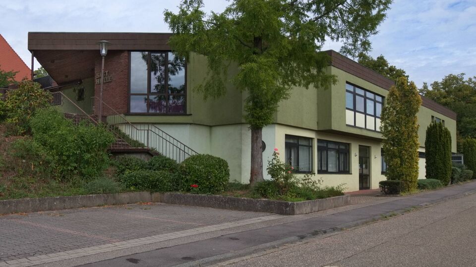 Datei:Sixthalle Gräfenhausen Schulstraße.jpg