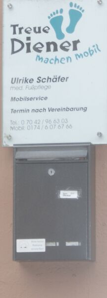 Datei:Treue Diener Spitalstraße.JPG