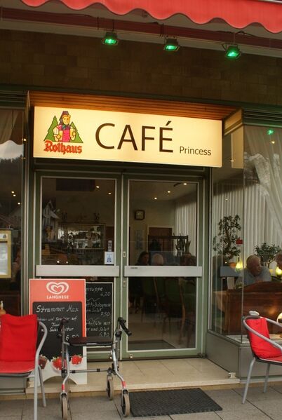 Datei:Eingang Café Princess.jpg