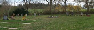 Friedhof Mindersbach Rasengraeber.jpg