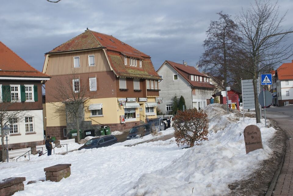 Datei:Straße in Dobel.JPG