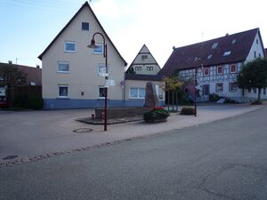 Steineck-Brunnen.jpg
