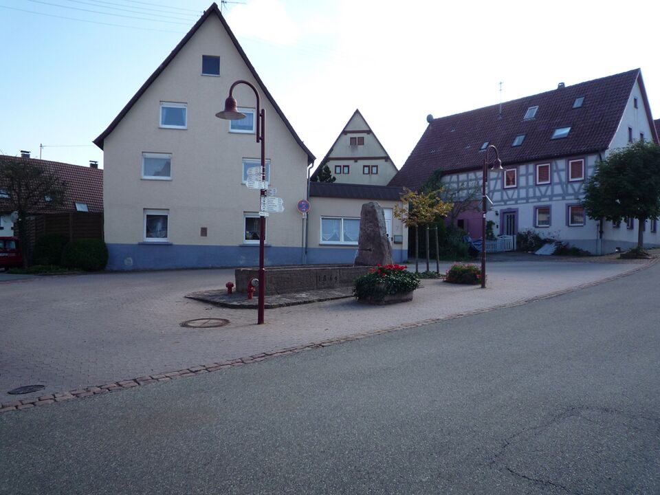 Datei:Steineck-Brunnen.jpg
