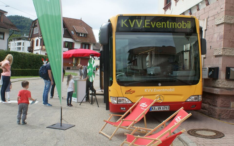 Datei:KVV-Eventmobil.JPG