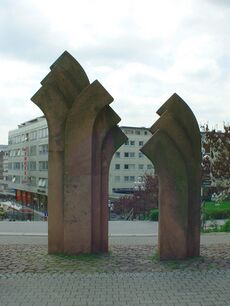 Modernes Staddtor-Denkmal, Schlossberg Pforzheim