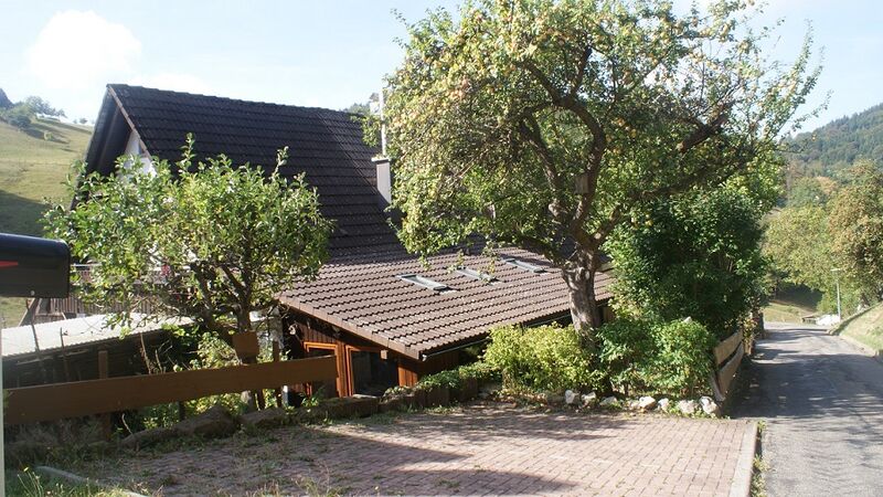 Datei:Aschenhüttenweg 6.JPG