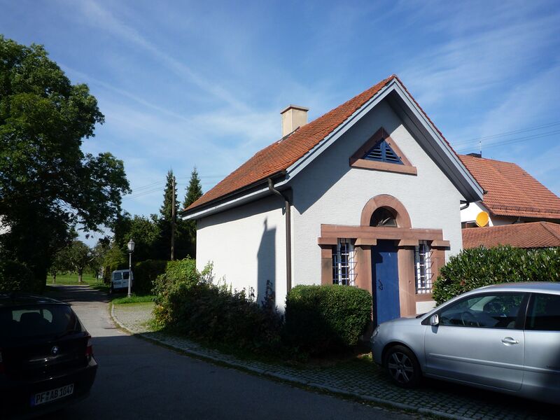 Datei:Pinache-Schuppen.jpg
