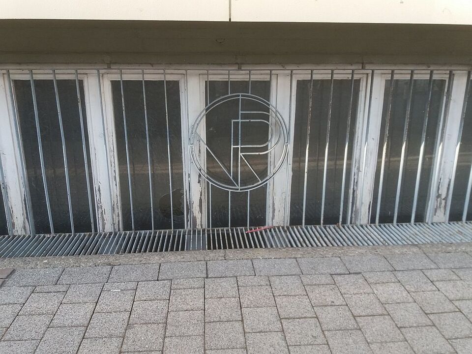 Datei:Victor Rehm Fenstergitter.jpg
