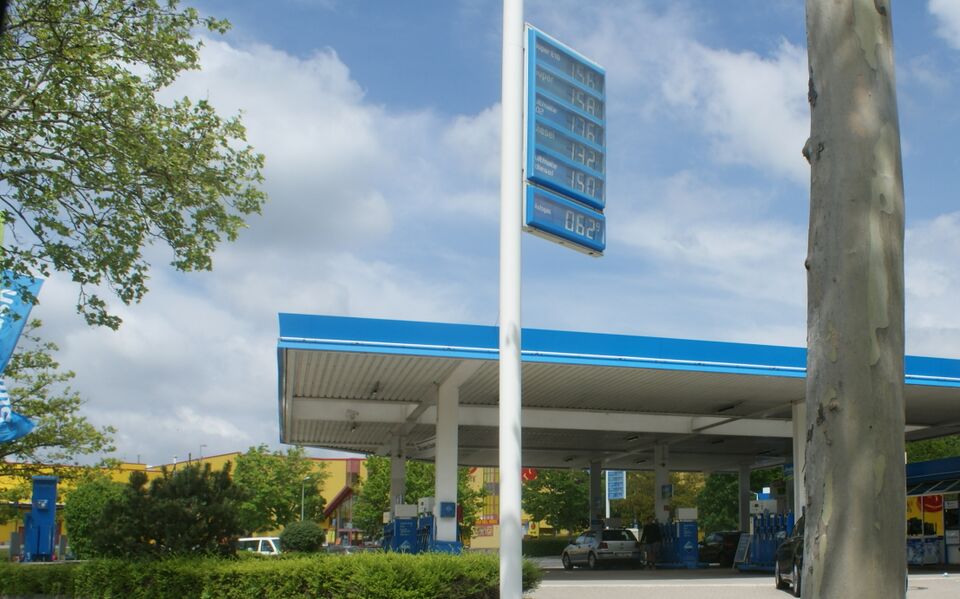 Datei:Aral Tankstelle Wilferdinger Höhe.JPG