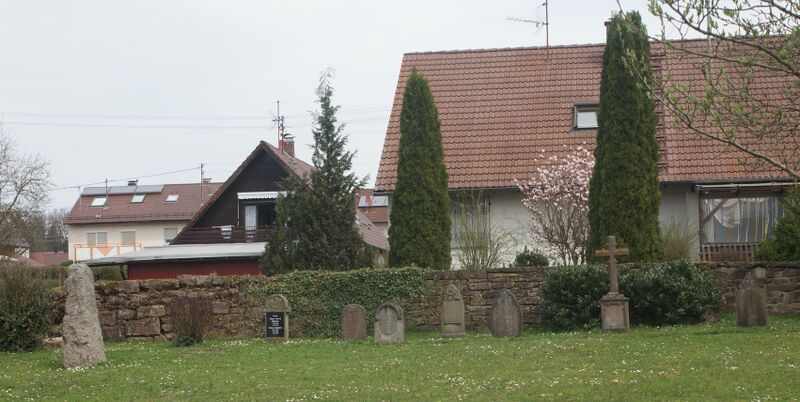 Datei:Waldenserfriedhof hinten (2).JPG