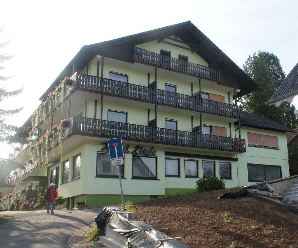 Datei:Hotel Linde Bad Herrenalb.jpg