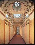 Ein Flur im Palais Thermal