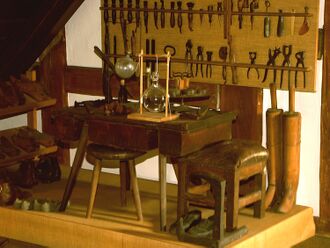 Mühlacker Museum Schuhmacher.jpg