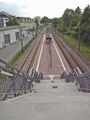 Blick von der Baumannbrücke auf den Bahnsteig