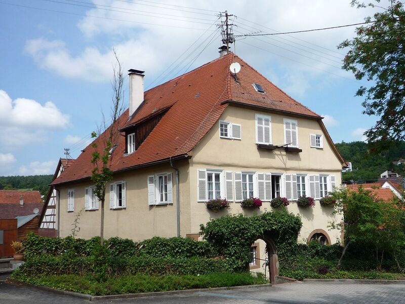 Datei:Ostelsheim-ehem-Schule.jpg