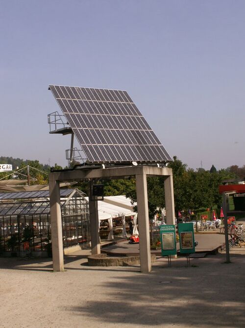 Datei:Solaranlage enzauenpark.jpg