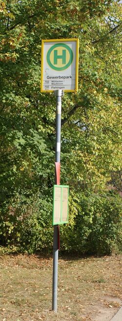 Datei:Haltestelle in Strnefels.JPG