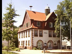 Arnbach-Rathaus.jpg