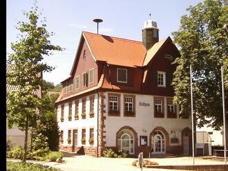 Arnbach-Rathaus.jpg
