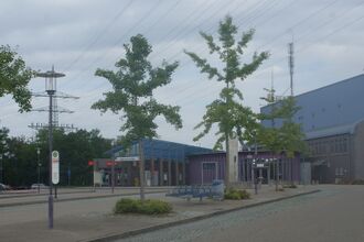 Bushaltestellen beim Bahnhof Vaihingen.JPG