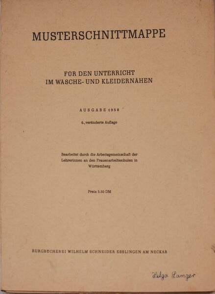 Datei:GHV Nähzimmer-Lernen-Musterschnittmappe-Deckblatt.JPG