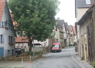 Straße Knittlingen Richtung Stadt.jpg