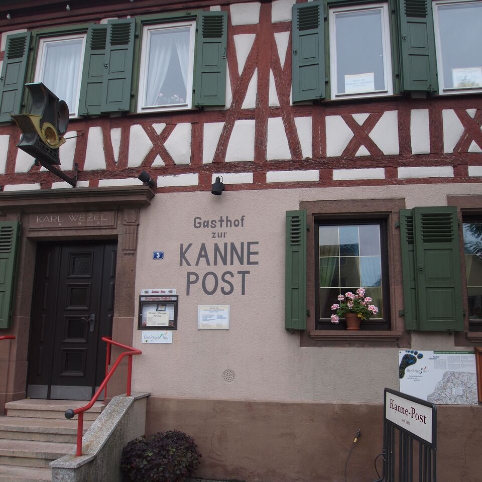 Datei:Kanne-Post T.jpg