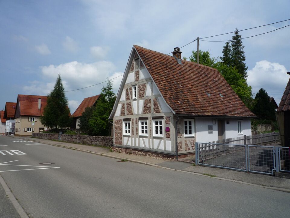 Datei:Neuhengstett-Museum-.jpg