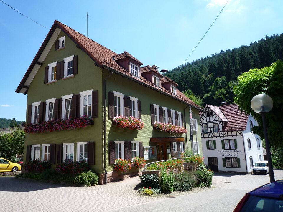 Datei:Bad-Teinach-Rathaus.jpg