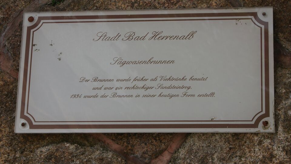 Datei:Schild am Sägwasenbrunnen.JPG