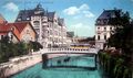 Roßbrücke mit Plastiken "Schildkrötenreiter" von Fritz Wolber