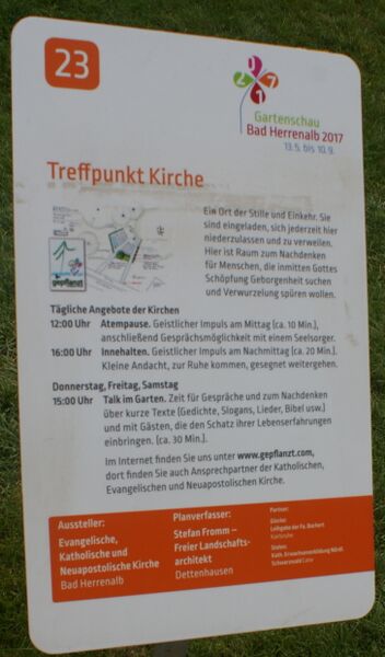Datei:Schild Treffpunkt Kirche.JPG