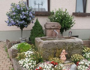Hoisel-Brunnen Dobel.JPG