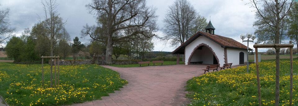 Datei:2023-05-01 Holzbronn Trauerhalle.JPG