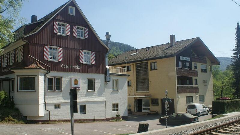Datei:Hotel Eyachbücke.JPG