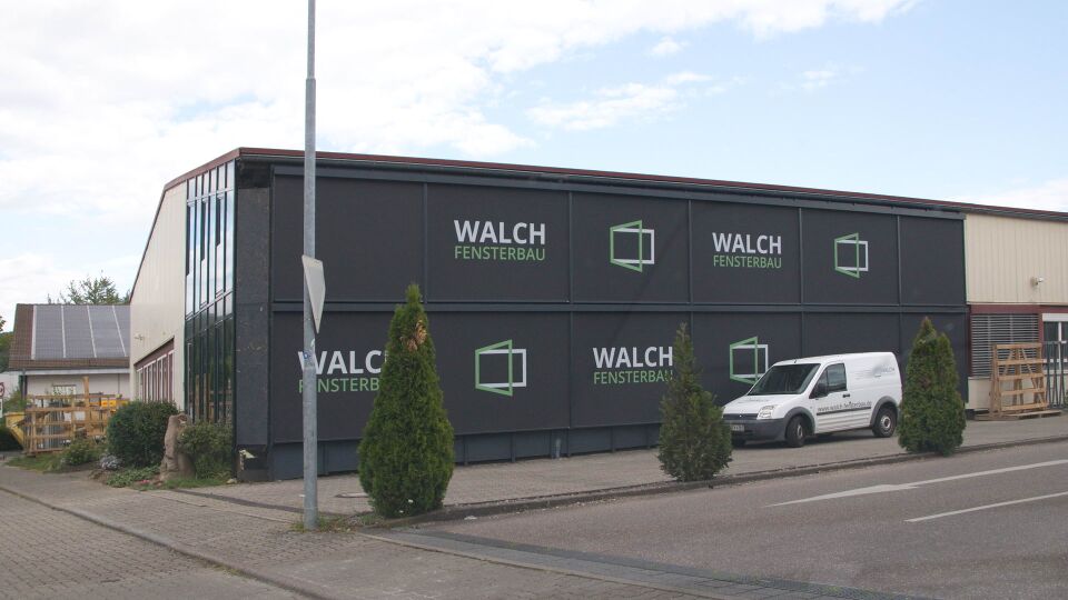 Datei:Walch Fensterbau seitlich.jpg