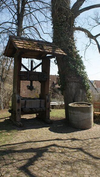 Weinpresse in Zavelstein.JPG
