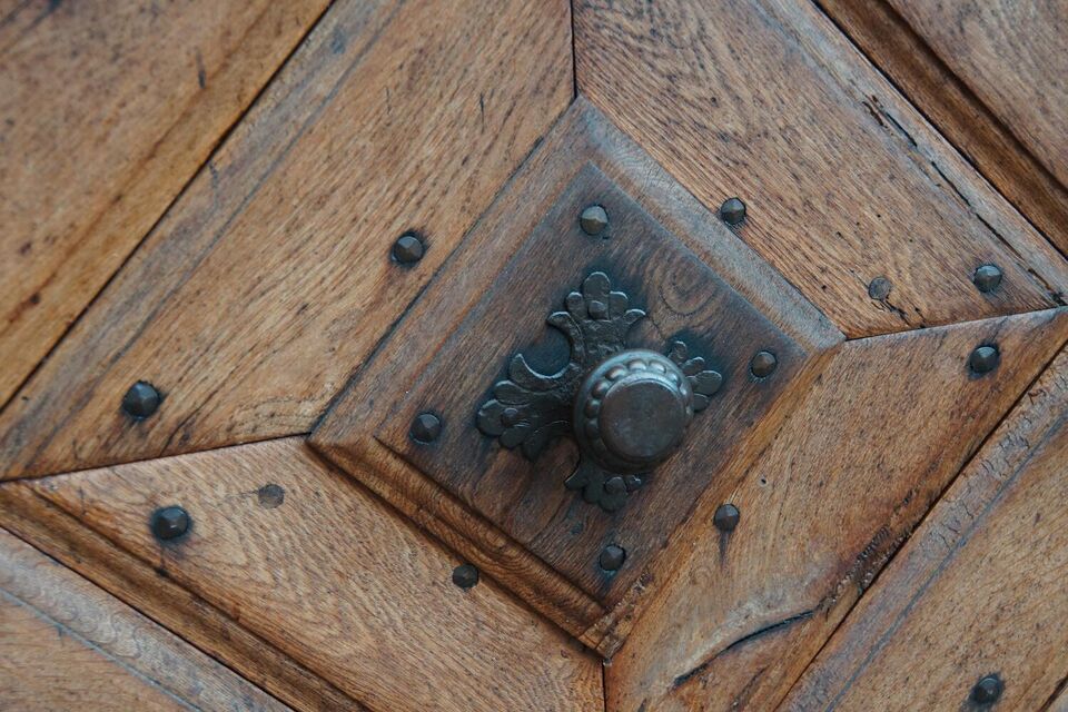 Datei:GHV Schaf-Türdetail2.jpg