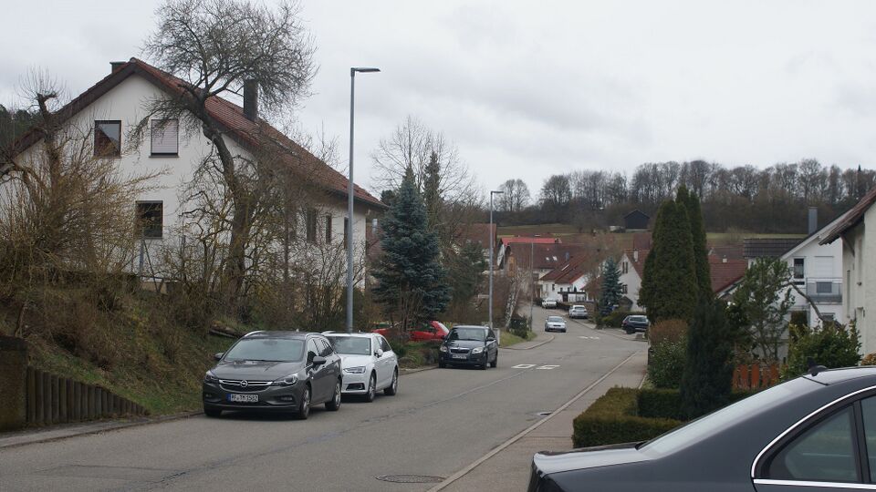 Datei:Dobelstraße Dobel.jpg