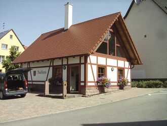 Rotfelden-Backhaus.jpg