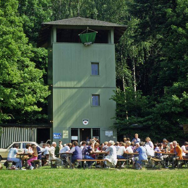 Datei:Schwanner Warte.jpg