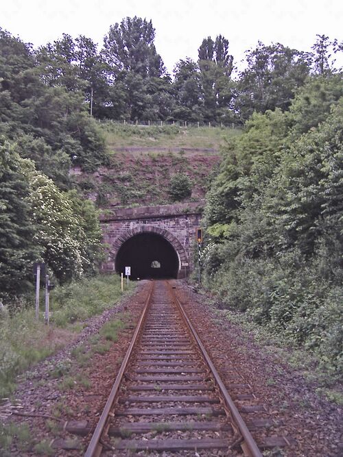 Datei:Brötzinger-Tunnel.jpg